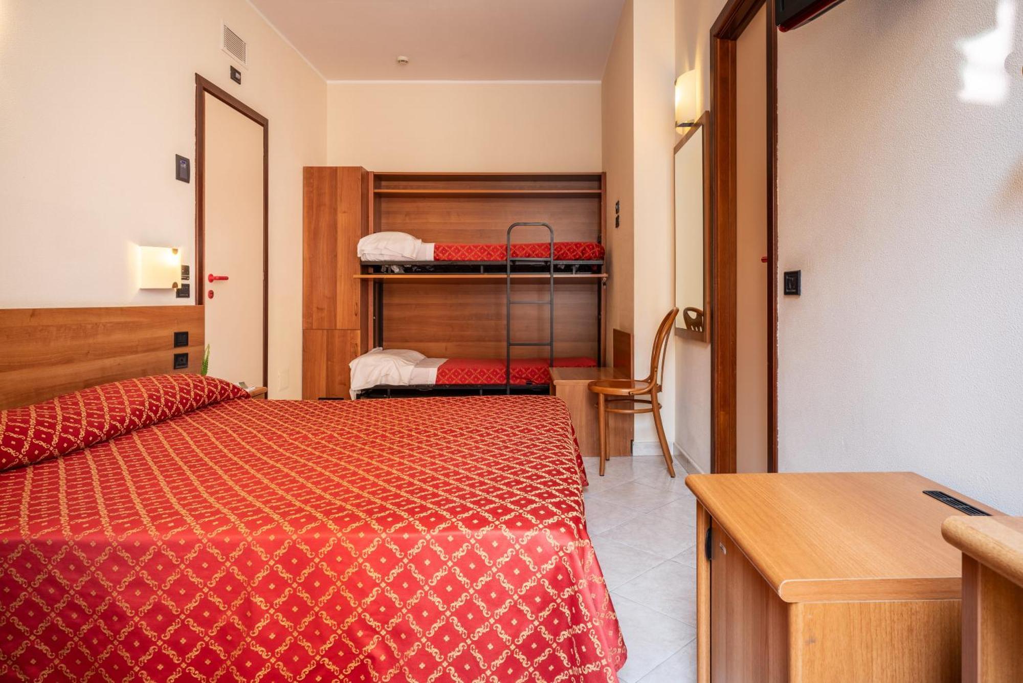 Hotel Careni Villa Italia Finale Ligure Exterior photo
